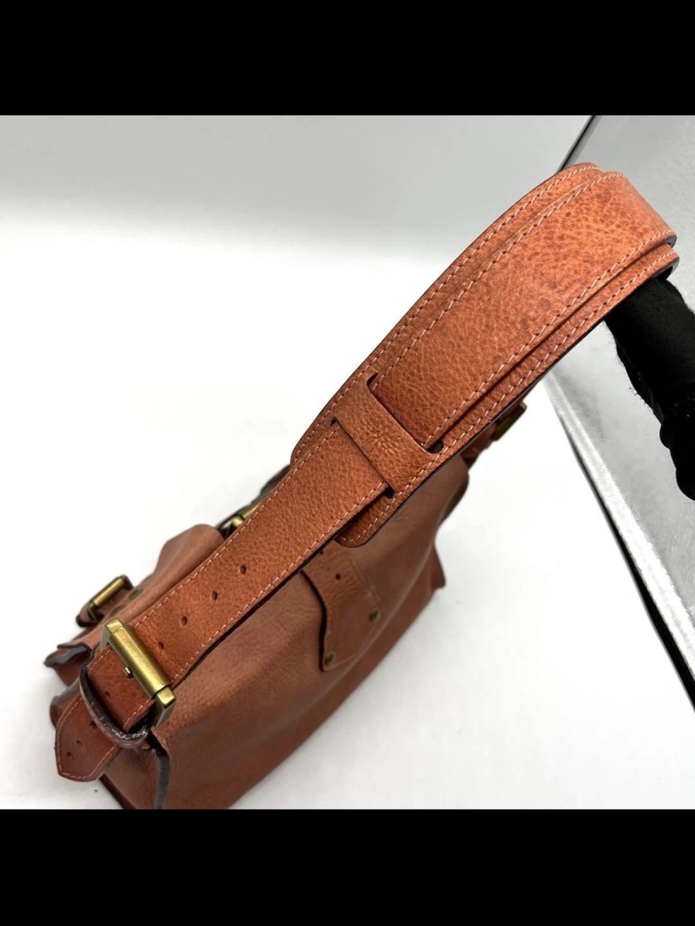 Mulberry Tan Leather Dual-Pocket Shoulder Bag - Picture 11 of 16